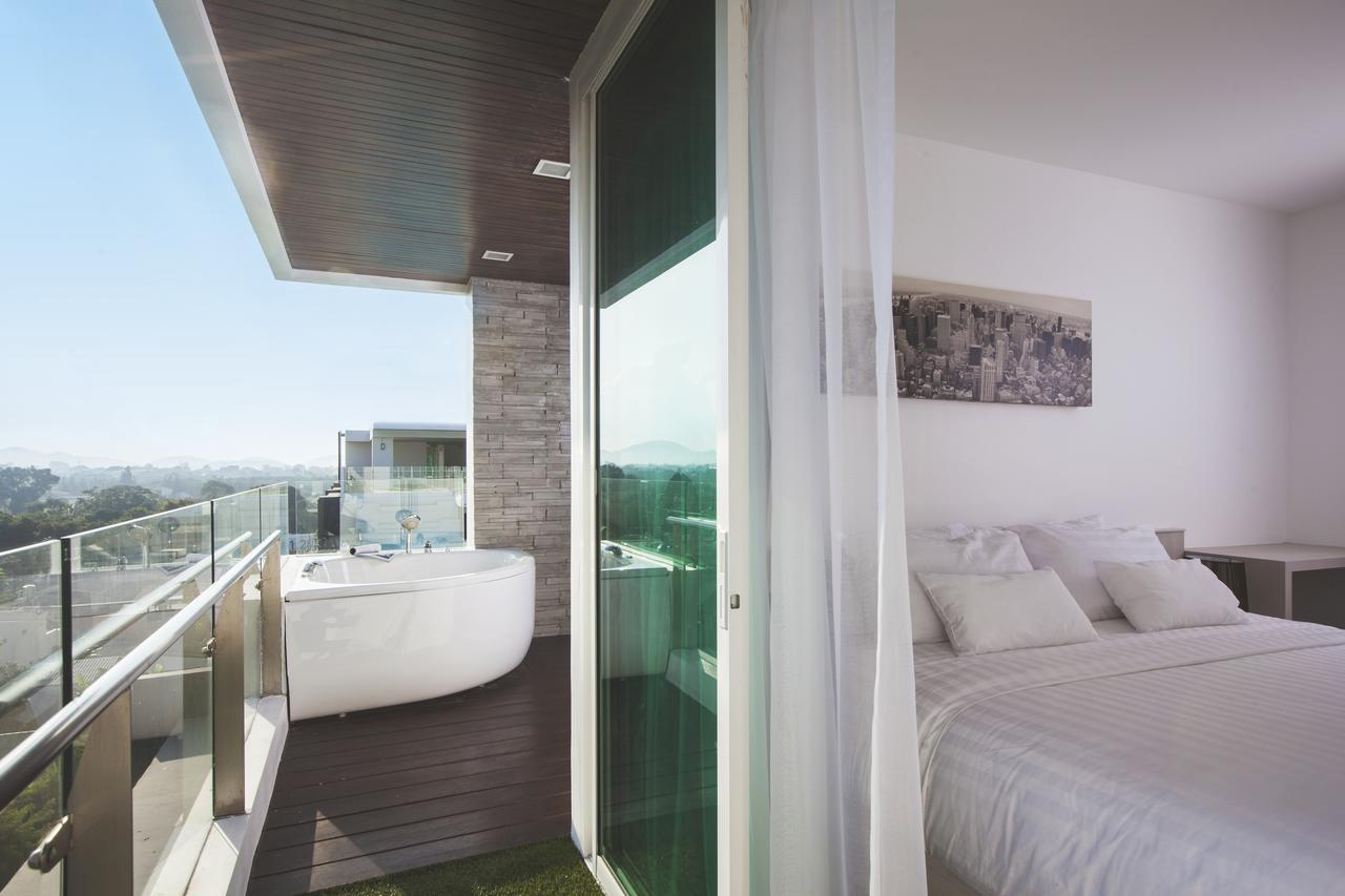 The Wide Condotel - Phuket Room photo